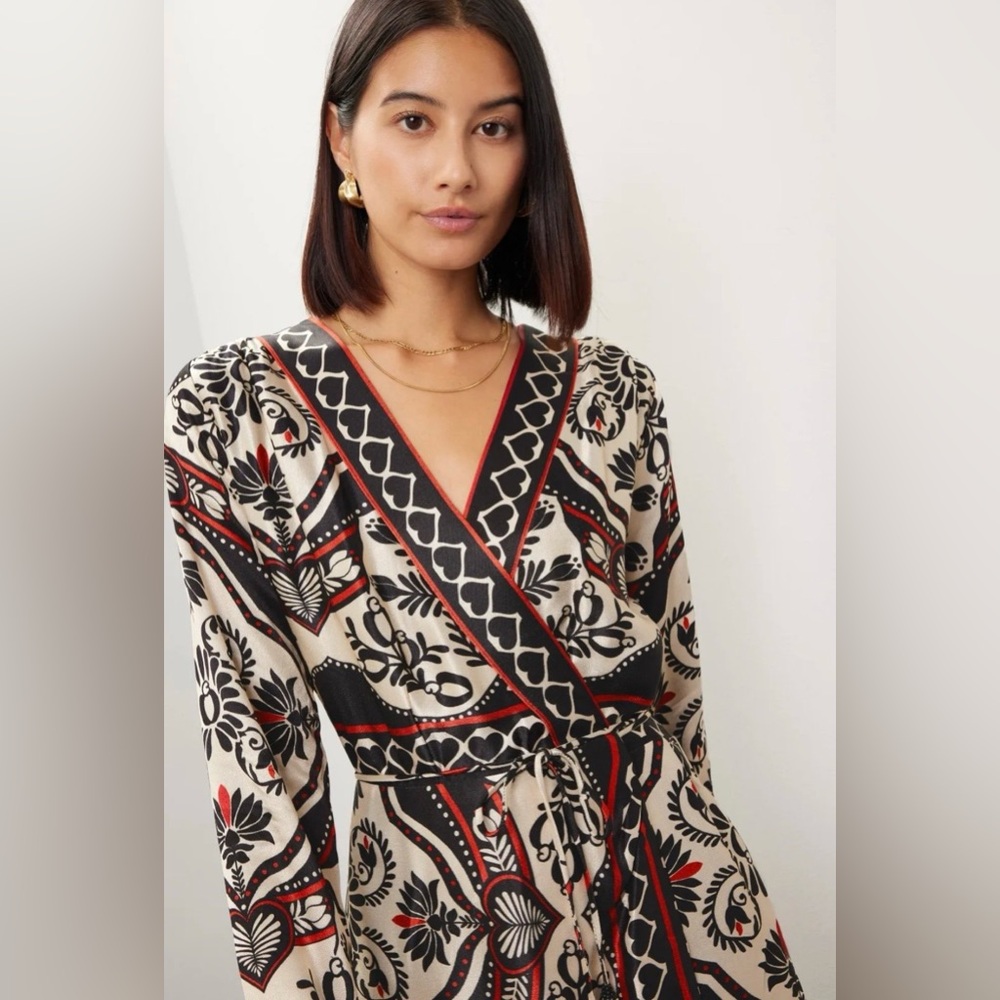 FARM Rio Black and Red Patterned Dress